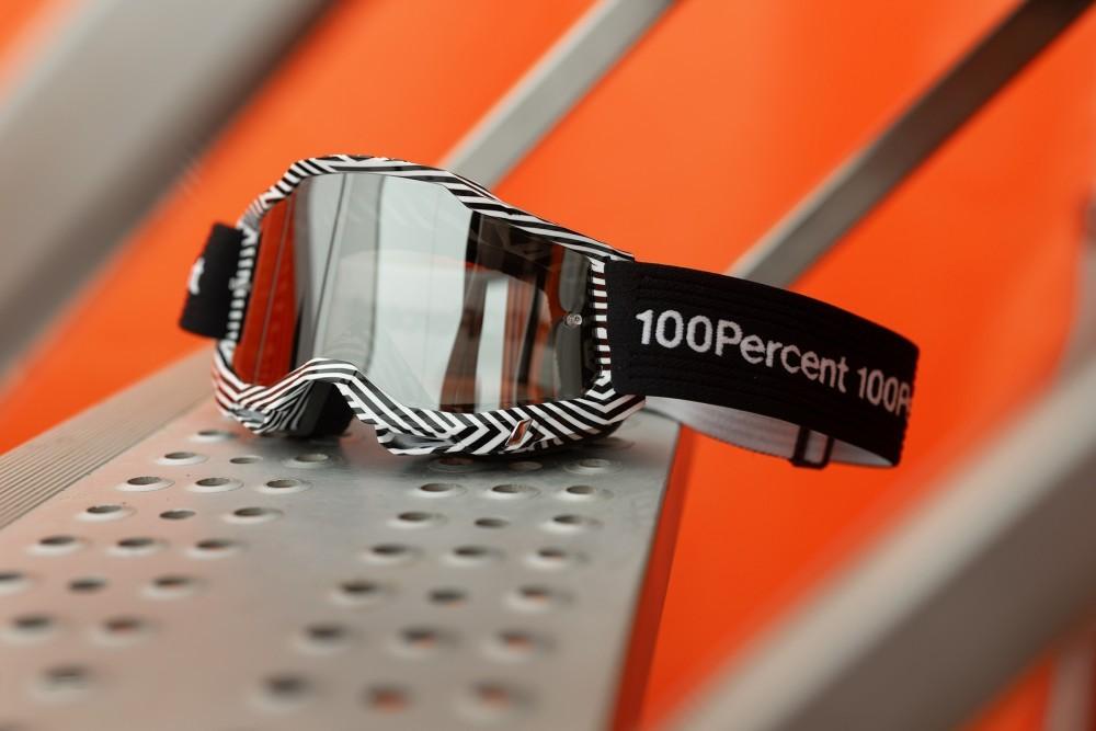 ONE-50014-00059 ACCURI 2 Goggle Samba - Silver Lens