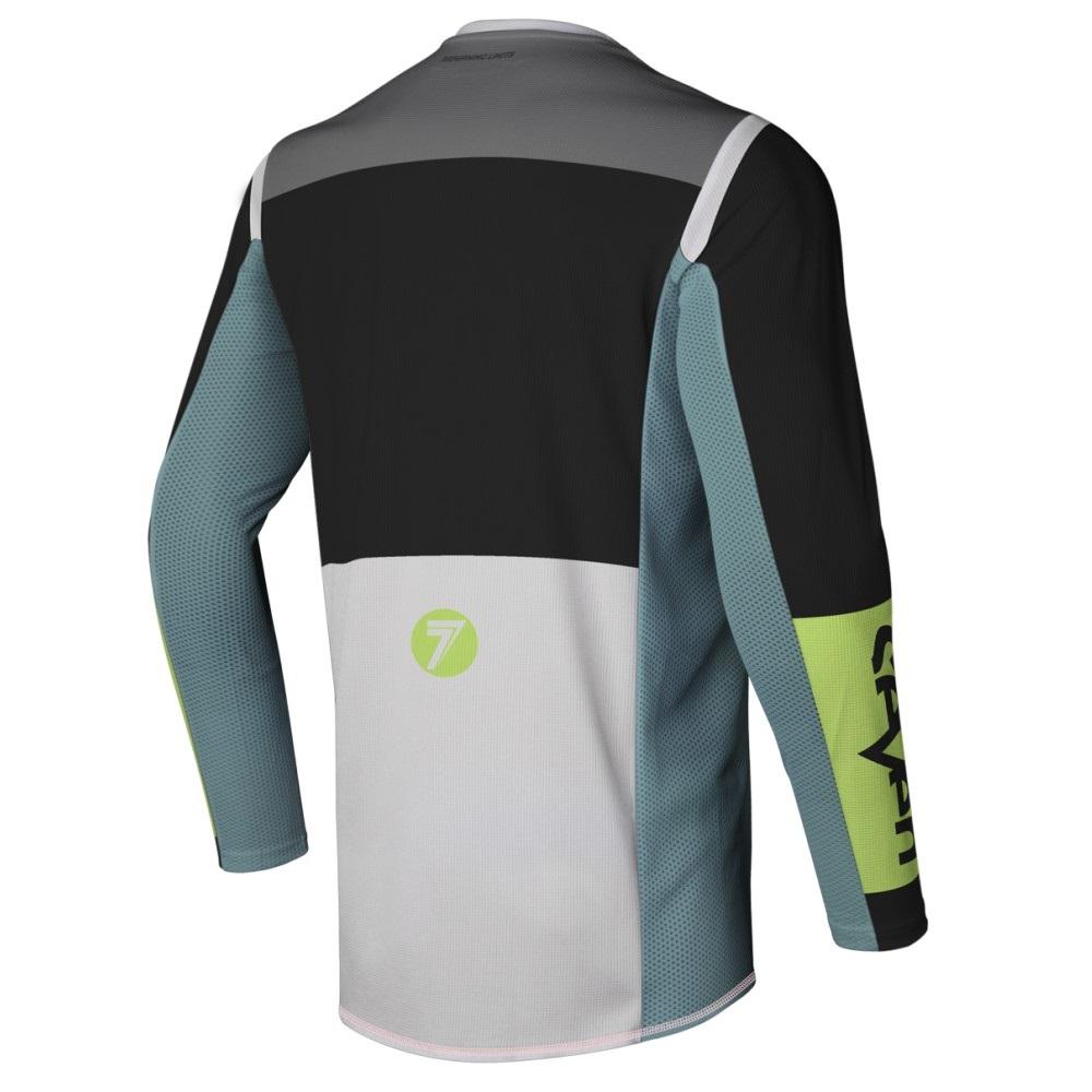 25.2 ZERO RIVAL BARRACK JSY SKYLIGHT M